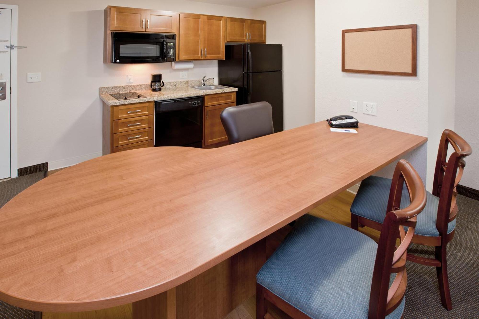 Candlewood Suites Indianapolis East By Ihg Экстерьер фото