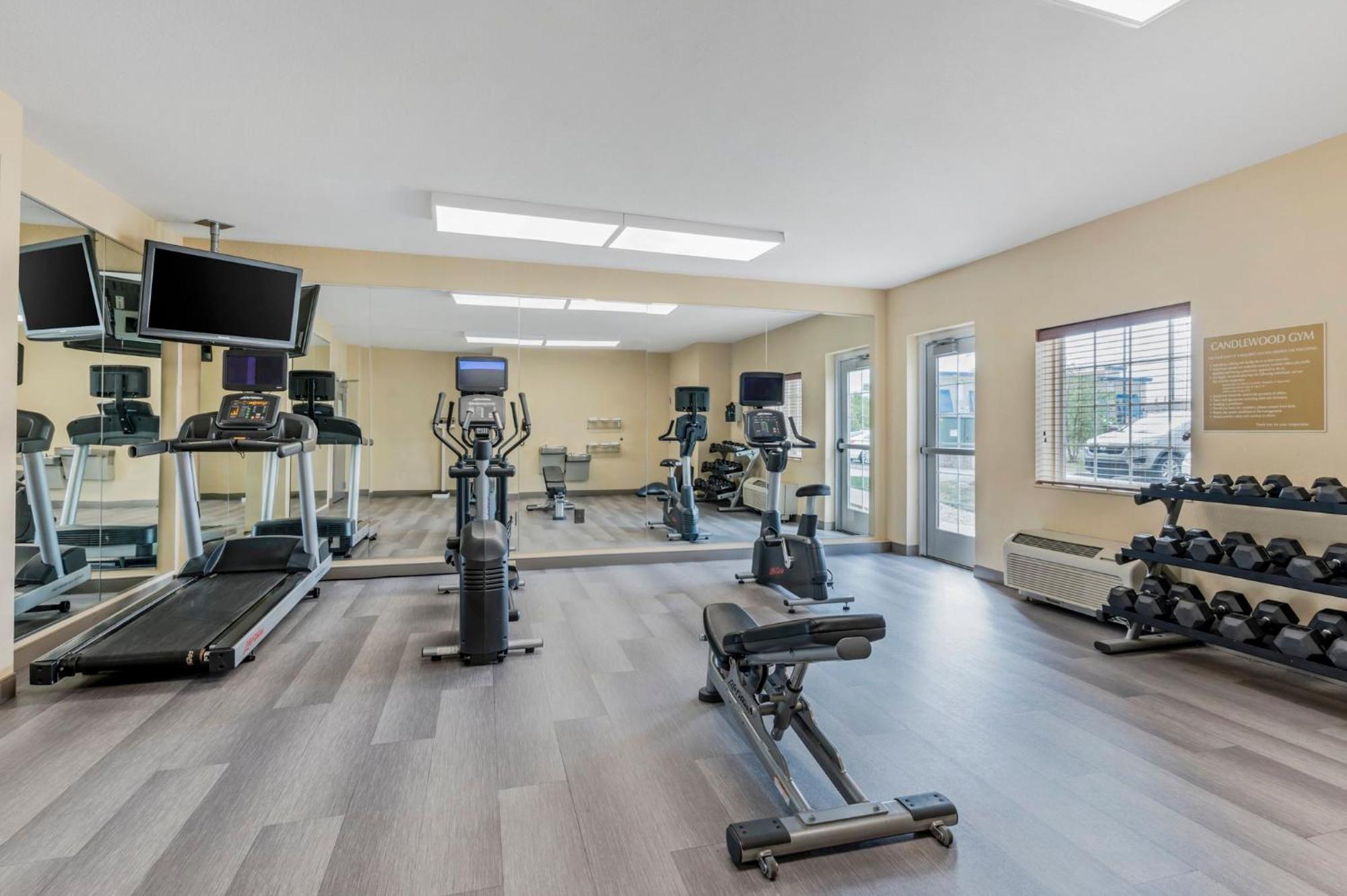 Candlewood Suites Indianapolis East By Ihg Экстерьер фото