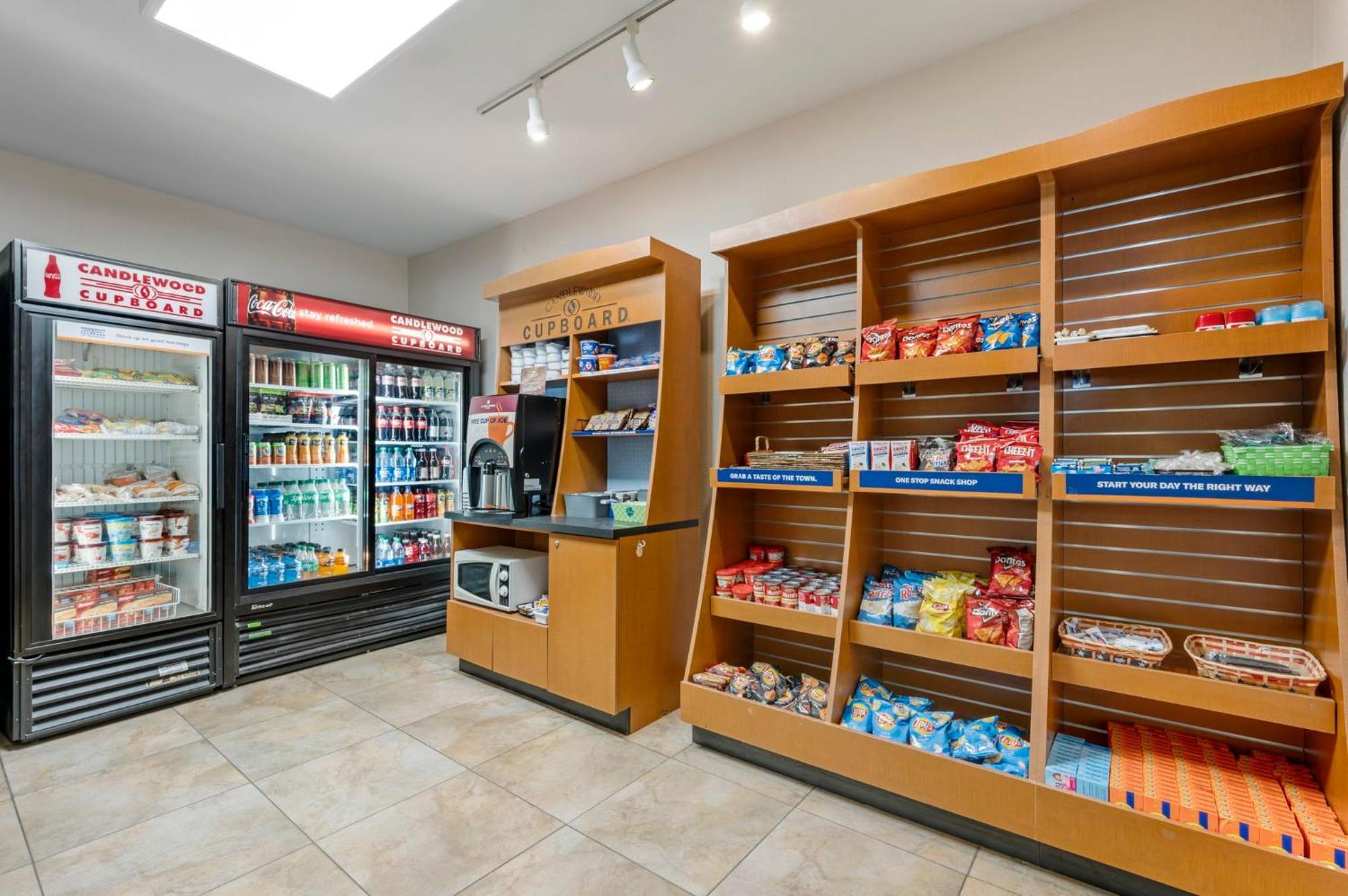 Candlewood Suites Indianapolis East By Ihg Экстерьер фото