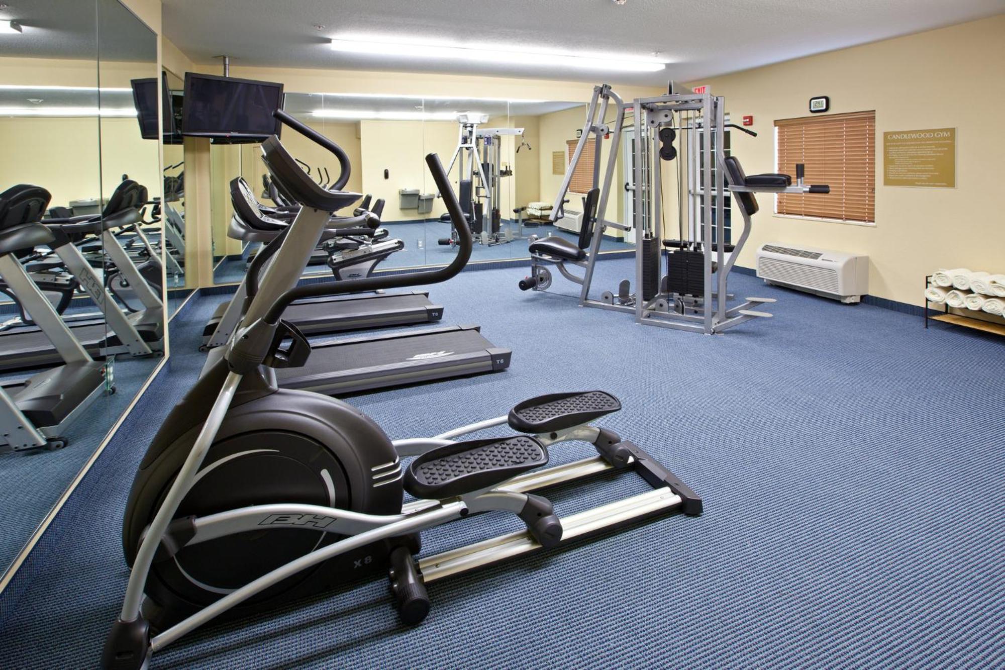 Candlewood Suites Indianapolis East By Ihg Экстерьер фото