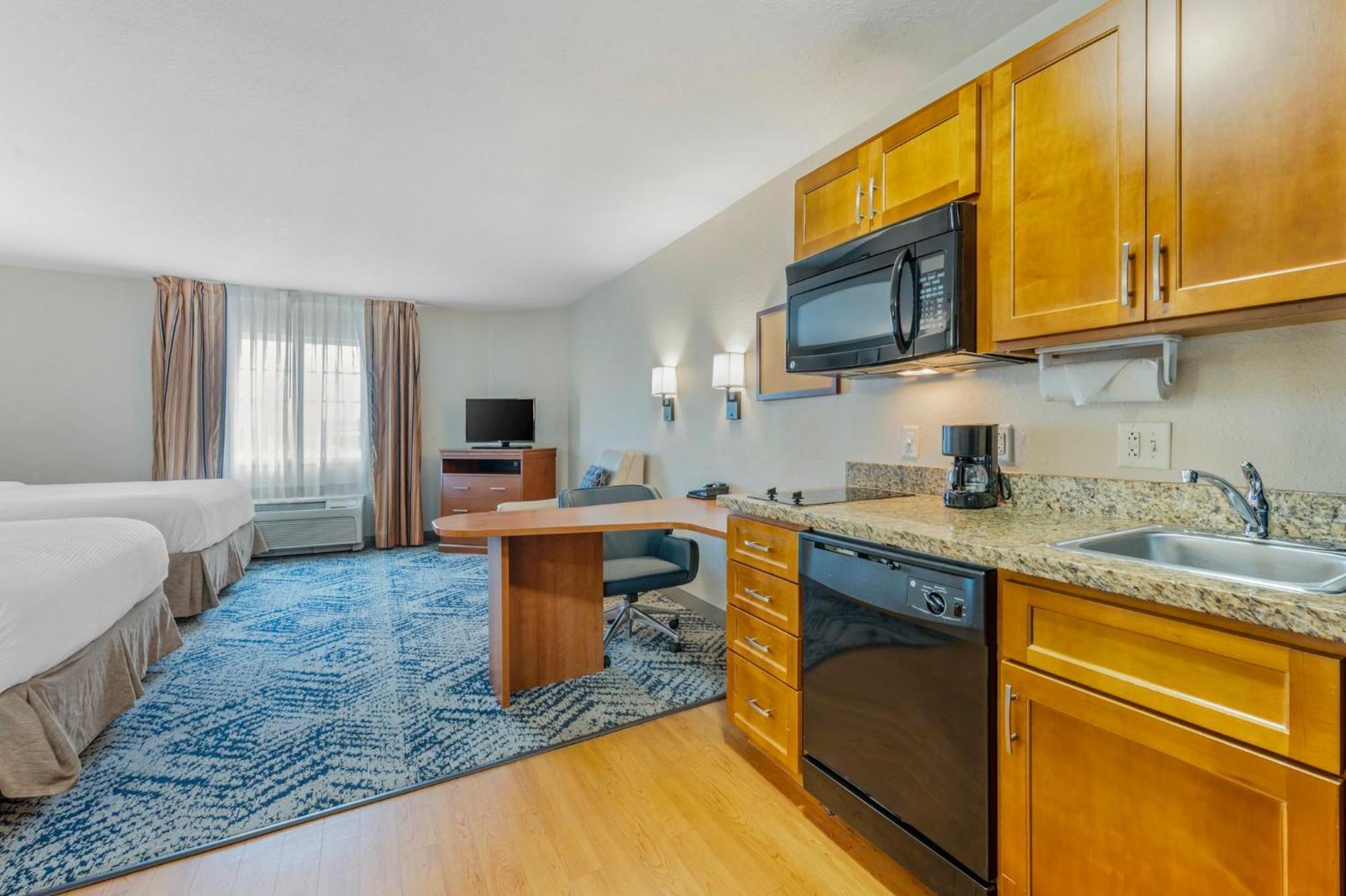 Candlewood Suites Indianapolis East, An Ihg Hotel Экстерьер фото