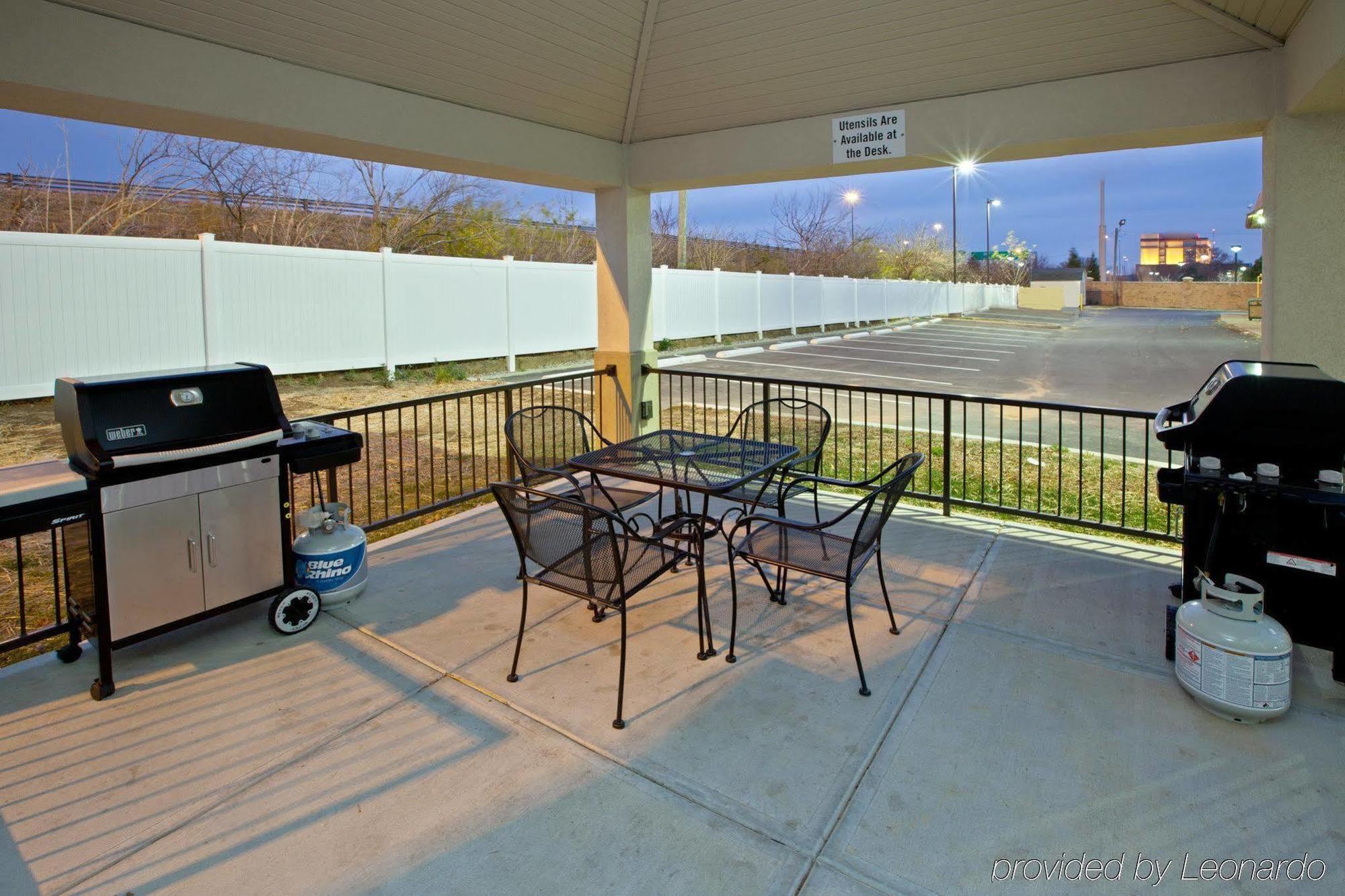 Candlewood Suites Indianapolis East By Ihg Экстерьер фото